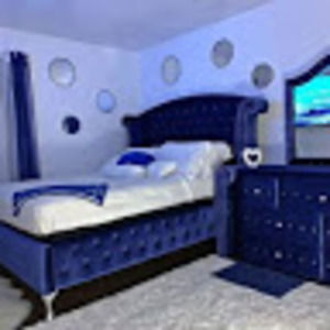 Meet your Posher, Mike